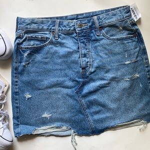 Old Navy distressed denim skirt